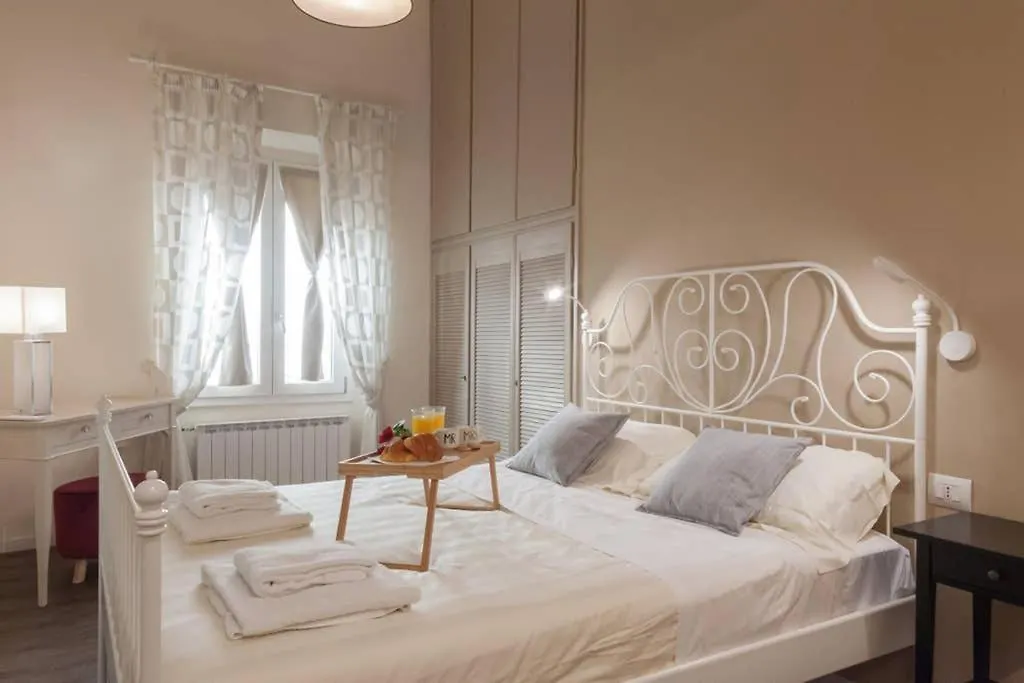 Florence Greci Deluxe Apartment Italy